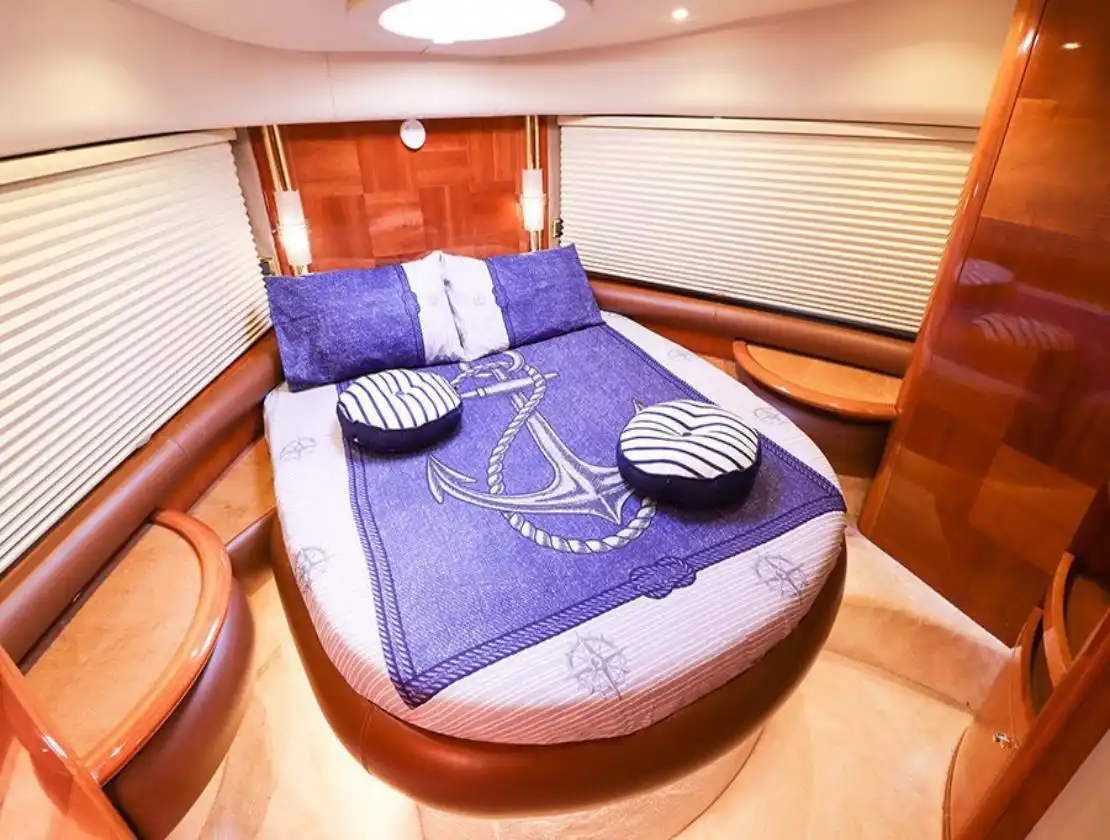 Antalya Yat Kiralama 19m Azimut 55 Fly